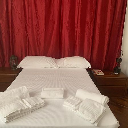 Altrove Bed and Breakfast Cagliari Buitenkant foto